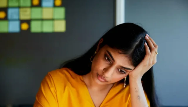 ஆனா செபாஸ்டியன் இறப்பு: மோசமான பணிச்சூழல் குறித்து இந்தியாவில் எழுந்துள்ள விவாதம்