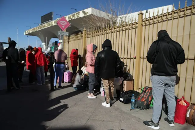 Migrantes en el Paso del Norte de Ciudad Juárez