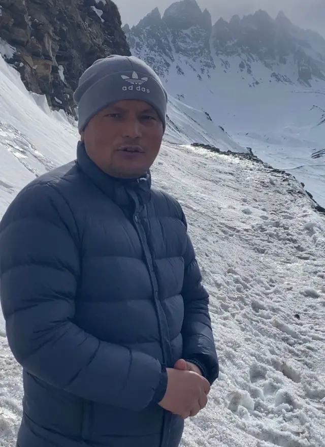 मुस्ताङका जिल्ला निर्वाचन अधिकारी लोकेन्द्र ज्ञवाली