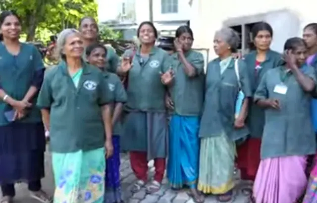 பரப்பனங்காடியை தூய்மையாக வைத்திருப்பதில் முக்கிய பங்காற்றும், ஹரித கர்ம சேனாவைச் சேர்ந்த 11 தூய்மைப் பணியாளர்கள் தற்போது ரூ.10 கோடி லாட்டரியை வென்றுள்ளனர்