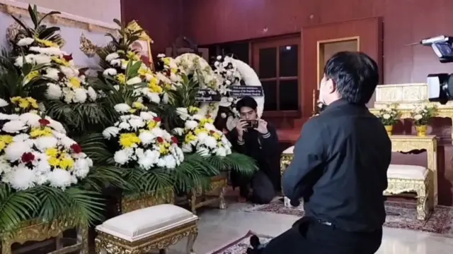 မမိုးမြင့်ရဲ့ နာရေးမှာတွေ့ရတဲ့ သေနတ်သမားရဲ့ဖခင်