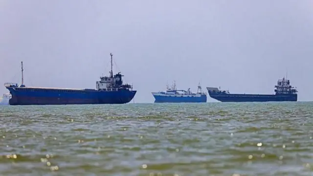 హార్ముజ్ జలసంధి, ఇరాన్, అమెరికా, టోల్ వసూలు