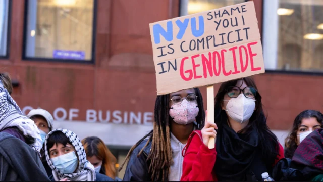 Demonstrasi mahasiswa menentang perang di Gaza di Universitas New York