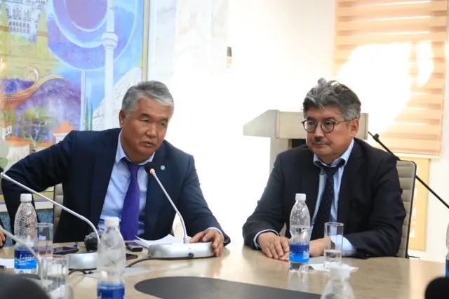 Арсдан Капай уулу, Султан Раев