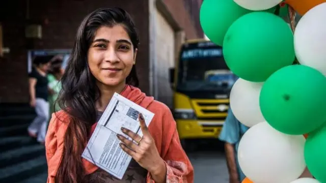 આમ આદમી પાર્ટી, કૉંગ્રેસ, ઇસુદાન ગઢવી, શક્તિસિંહ ગોહીલ, ગુજરાત, સ્થાનિક સ્વરાજ્યની સંસ્થાઓની ચૂંટણી, ગુજરાત, ગુજરાતી, ચૂંટણી, બીબીસી ગુજરાતી