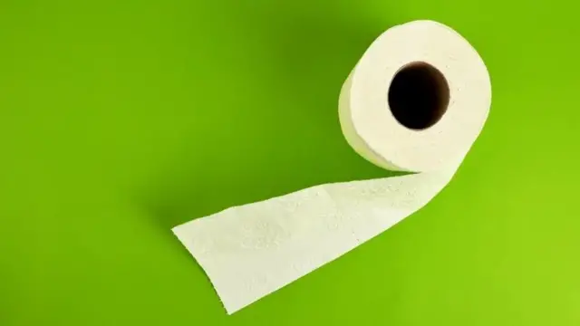 كانت الغالبية من الناس تعتقد أن قضاء وقت طويل في المرحاض دون التمكن من التبرز عرض من أعراض الإمساك
