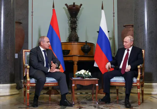 Armaniston va Rossiya prezidentlari oxirgi marta Sankt-Peterburgda 22 dekabrda uchrashishdi. 