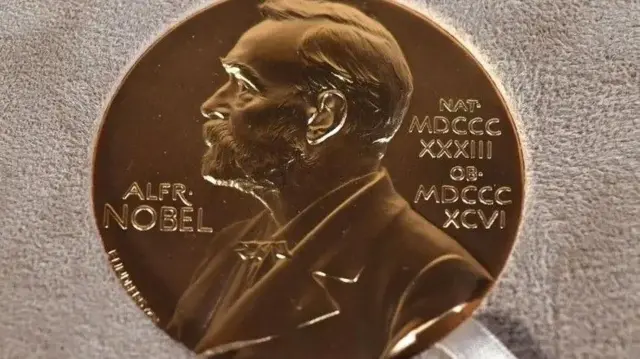 नोबेल शांति पुरस्कार का मेडल