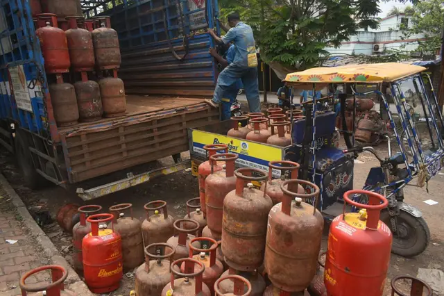 தமிழ்நாடு, எரிவாயு சிலிண்டர் தட்டுப்பாடு