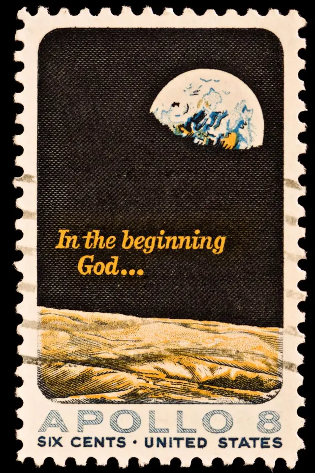Perangko Earthrise