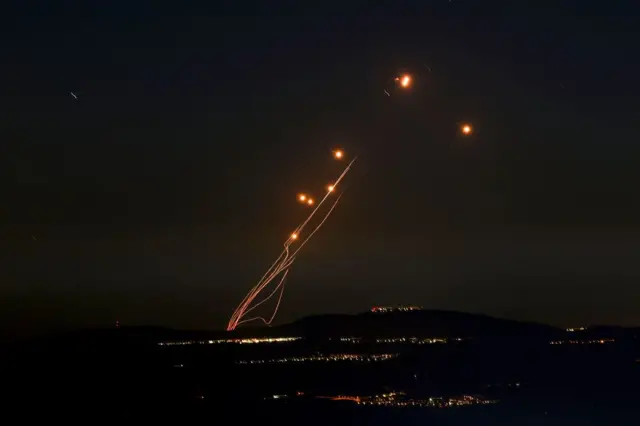 इराणने आमच्या देशावर क्षेपणास्त्रं डागली-इस्रायलचा दावा