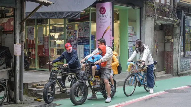 ̨����ͷһ����ͥ���̤����