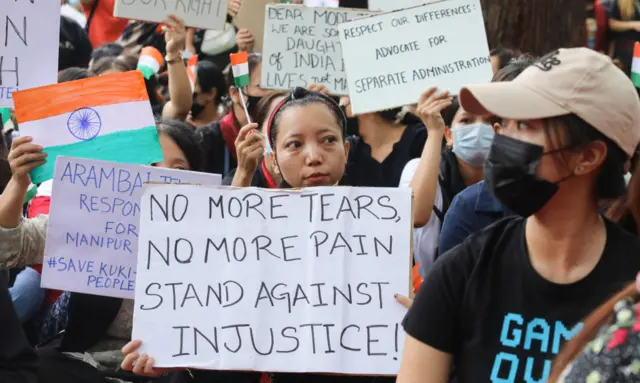 मणिपुर में विरोध प्रदर्शन