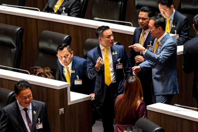 เอกนัฏ พร้อมพันธุ์ เข้ามาเป็น รมว.อุตสาหกรรม แทน พิมพ์ภัทรา วิชัยกุล