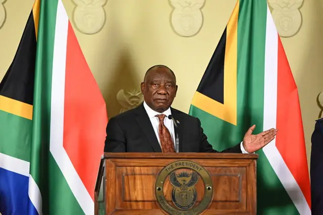 Foto Onyeisiala mba Saụt Afrịka Cyril Ramaphosa