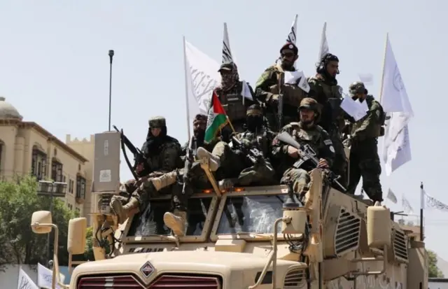 இந்தியா - இரான், பாகிஸ்தான்