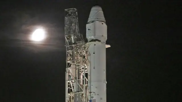 स्पेस एक्स का फ़ाल्कन-9