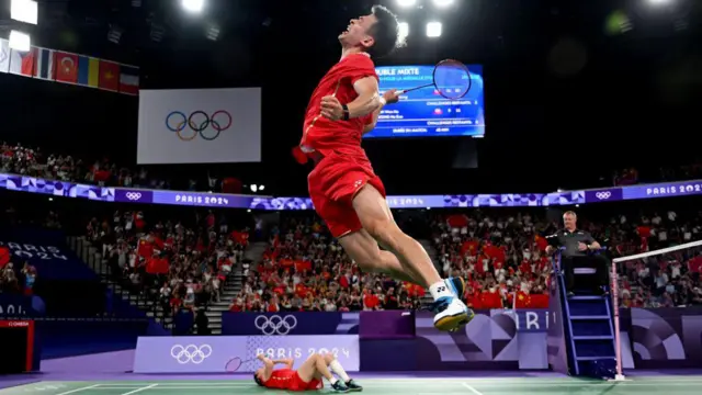 ਬੈਡਮਿੰਟਨ ਕੋਰਟ