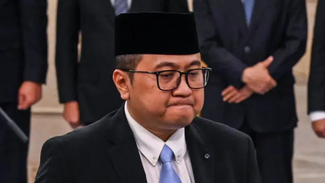 Wakil Gubernur Universitas RI Yos Sunitiyoso bersiap mengikuti pelantikan saat pelantikan pejabat baru di Istana Negara, Jakarta, Rabu (22/7/2026).