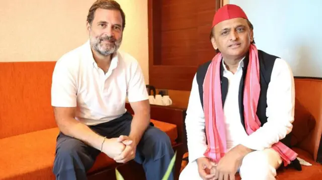 రాహుల్, అఖిలేష్ యాదవ్ ఫొటో 