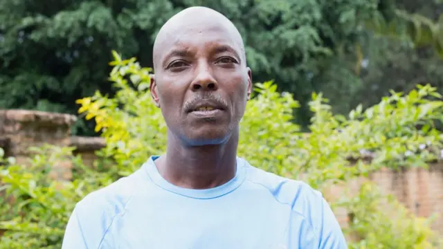 Christophe Ntirandekura batazira Rubambaziroha afise imihigo mu Burundi mu gusimba amakike na 'Triple saut'