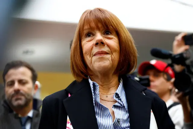 Žizel Peliko tokom suđenja u francuskom gradu Avinjonu