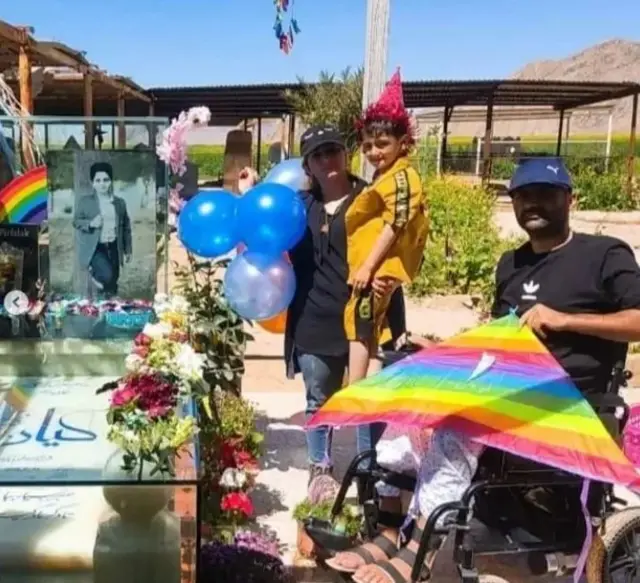  تولد بر مزار کیان پیرفلک 