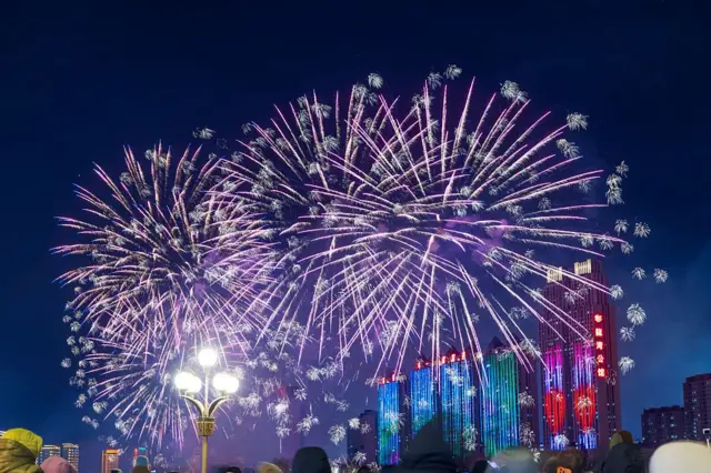 ਚੀਨ ਦੇ ਜਿਲਿਨ ਵਿੱਚ ਆਤਿਸ਼ਬਾਜ਼ੀ