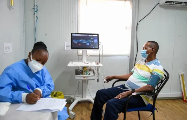 Dọkịta na onye ọrịa