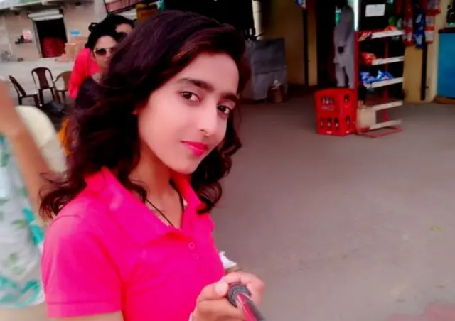 कॉलेजगर्ल होऊन तिने रॅगिंगचं रॅकेट फोडलं