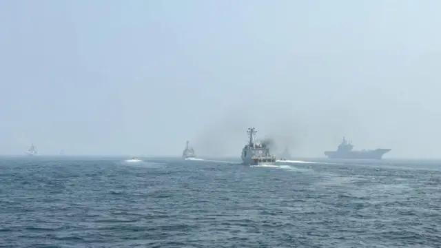 బంగాళాఖాతంలో ప్లీట్ రివ్యూ రిహార్సల్