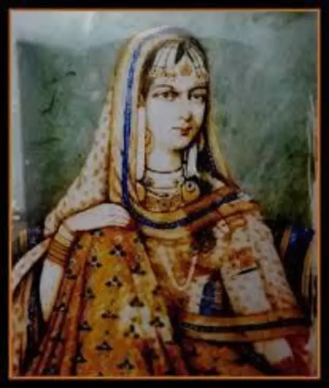 अकबर की माँ हमीदा बानो