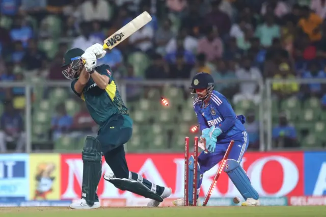 இந்தியா - ஆஸ்திரேலியா கிரிக்கெட்