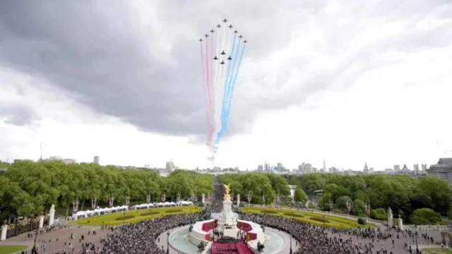 Пролет британской военной авиации над Лондоном