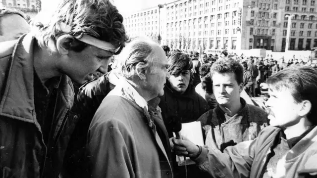 Ігор Юхновський серед молоді