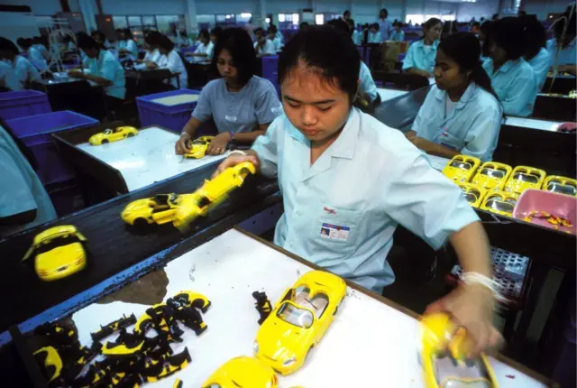 : Toy Factory of Maisto in Thailand in October, 1996. (Photo by Thierry FALISE/Gamma-Rapho via Getty Images)