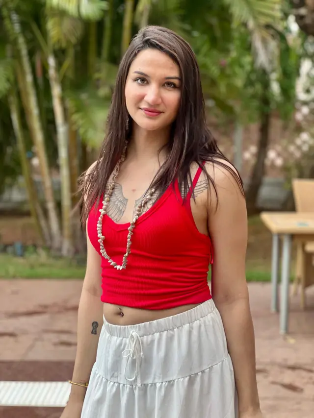 अनाया बांगर