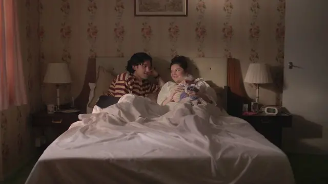 Кадр із фільму "Забагато"