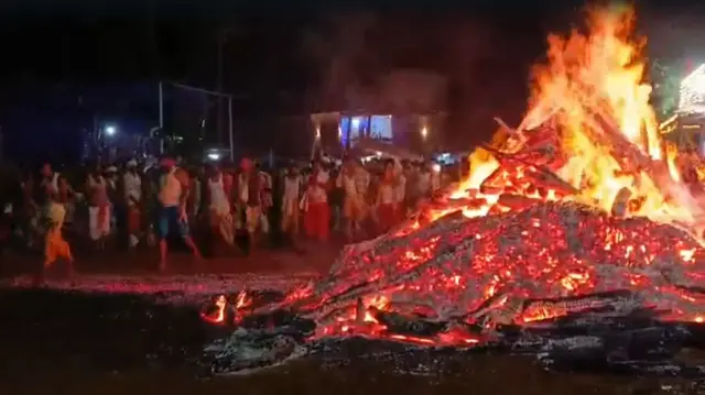 व्हीडिओतील स्क्रीनग्रॅब
