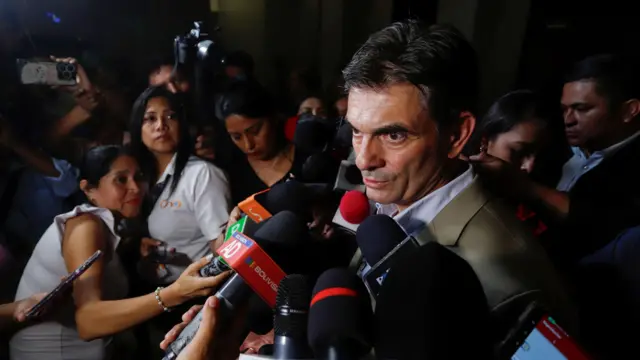 Rodrigo Paz.