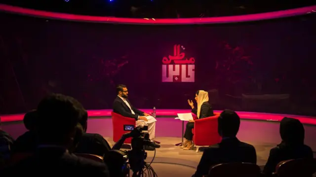 یک مناظره تلویزیونی 