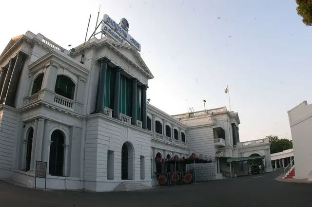 விகடன், கேலிச்சித்திரம், மோதி, அண்ணாமலை