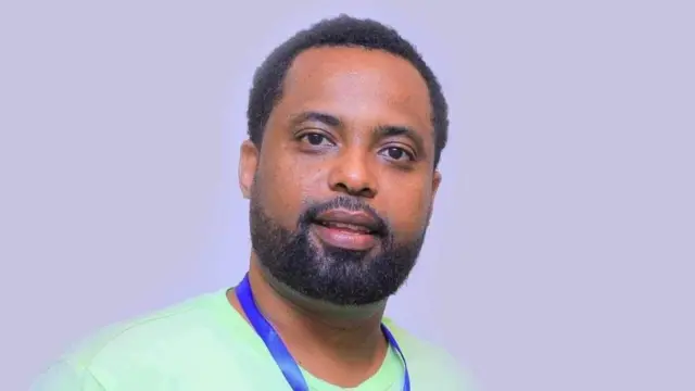 ከ17 ዓመታት በፊት ወደ ደቡብ አፍሪካ የመጣው እና በአስተርጓሚነት ስራ ተሰማርቶ የሚገኘው ኮስሞስ 