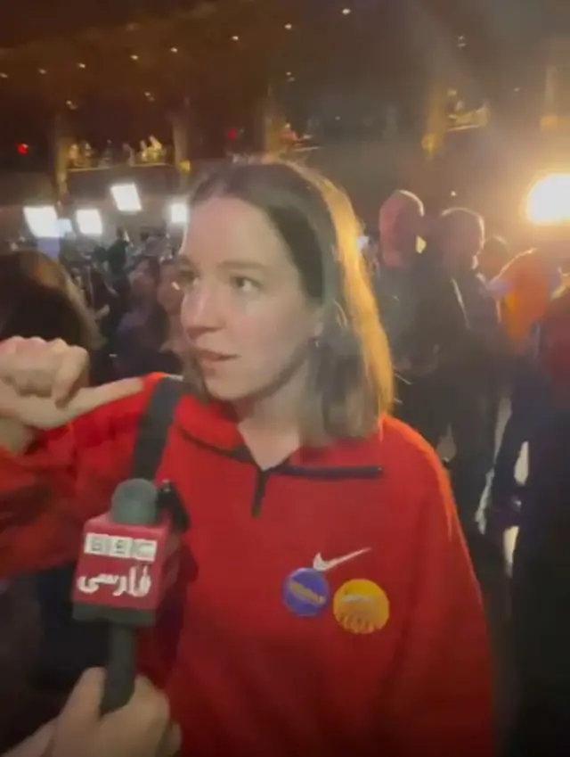 سارا: مردم بسیار خسته هستند، از اینکه در ثروتمند‌ترین کشور دنیا و پر پولترین شهر دنیا زندگی می‌کنند ولی نمی‌توانند پول کافی برای پرداخت اجاره شون دربیارند؛ زهران ممدانی دقیقا روی این واقعیت دست گذاشت که پیروز شد