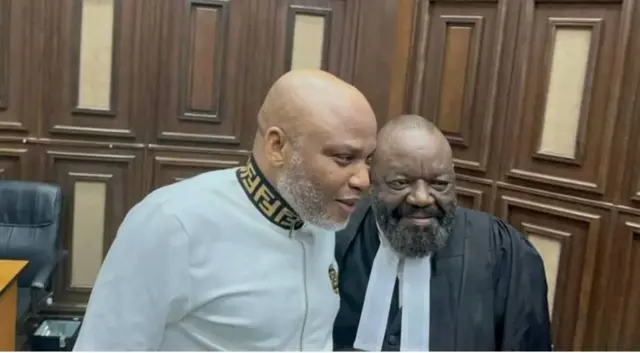 Nnamdi Kanu na ọkaiwu ya n'ụlọikpe dị n'Abuja