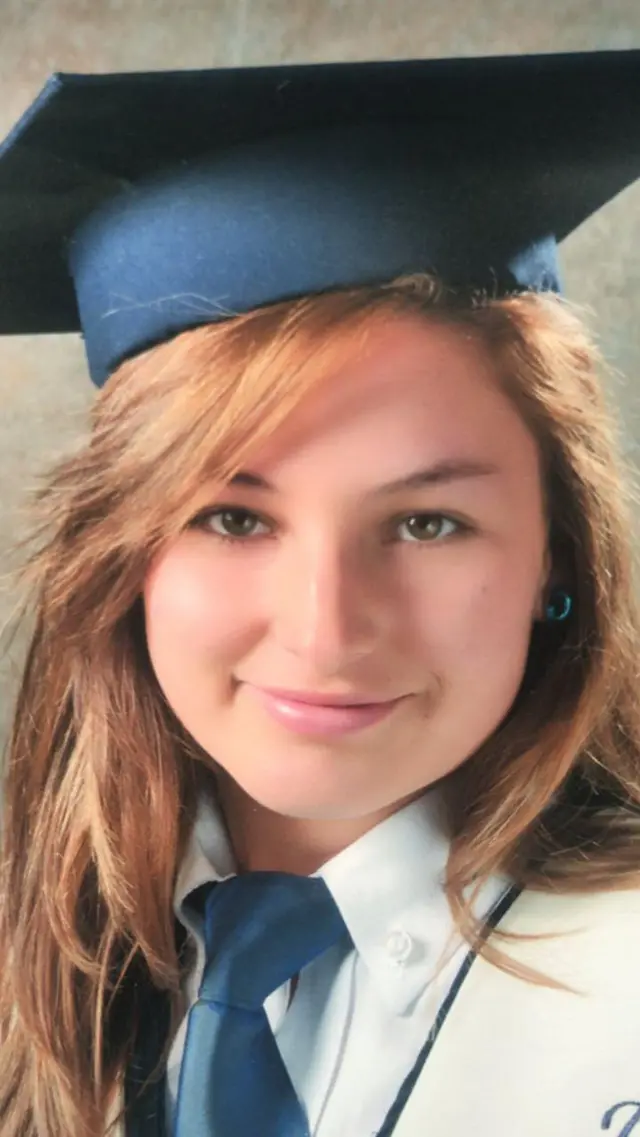 Catalina el día de su grado del colegio en Bogotá.