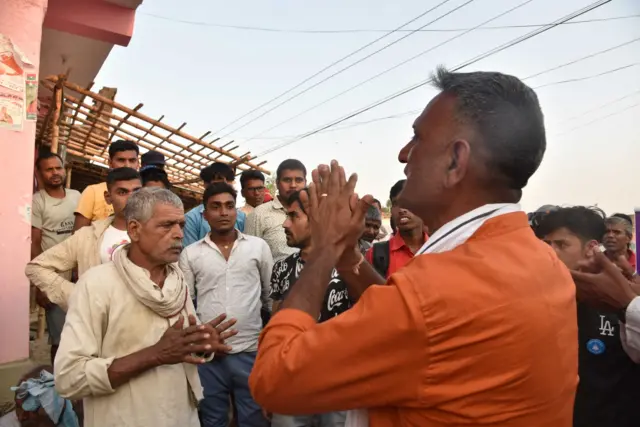 रमेश खरेल