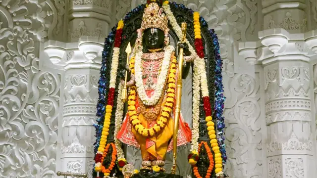 राम लला की मूर्ति