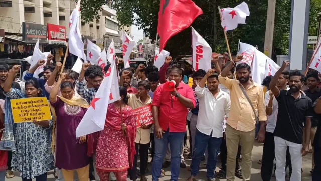 டெல்லி போராட்டக் களத்துக்குச் சென்ற தமிழகத் தலைவர்கள் கூறியது என்ன?