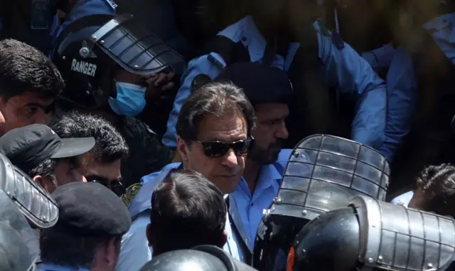 इमरान ख़ान 